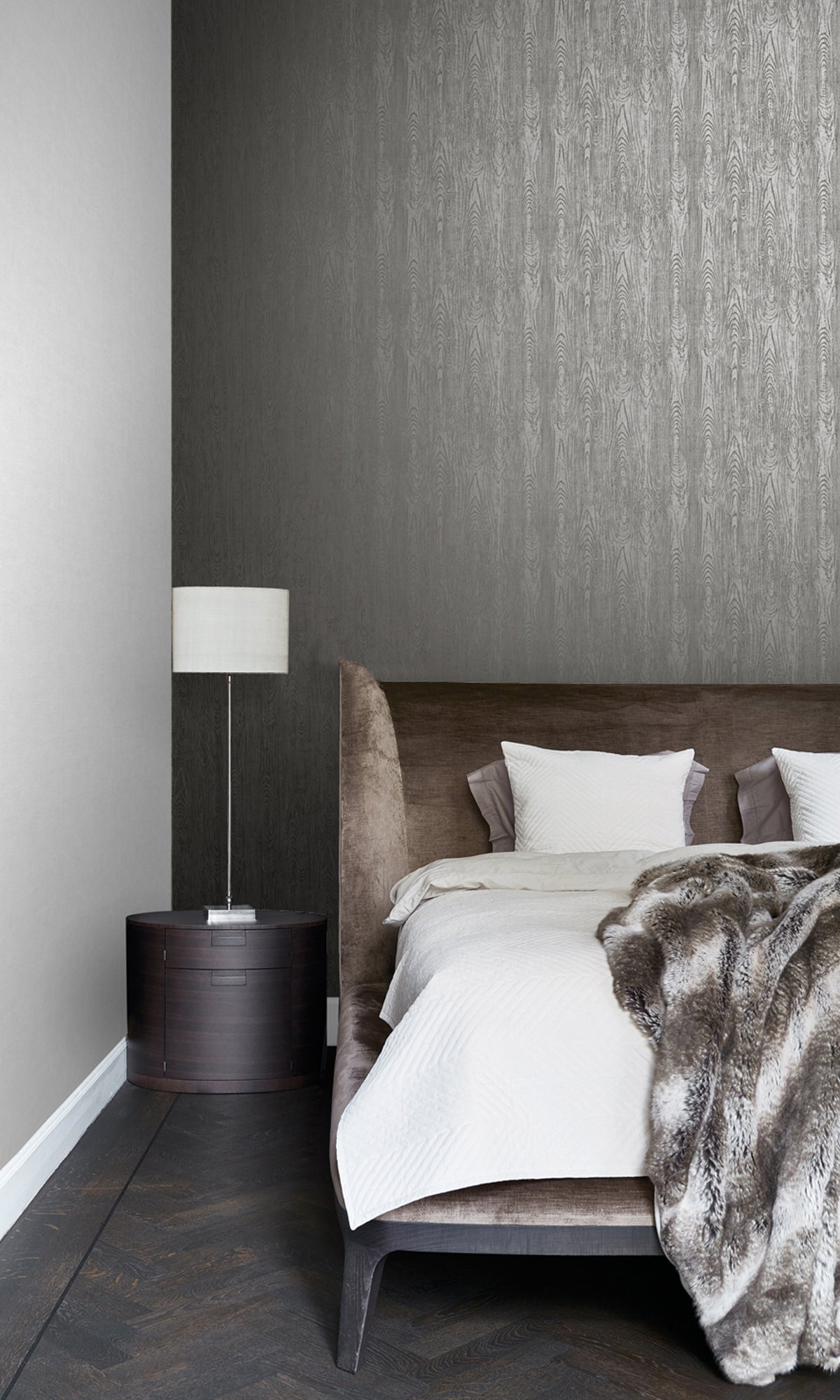Dark Gray Wooden Planks with Wood Grain Wallpaper R9474 - Peel and Stick Wallpaper for Bedroom, Living Room, Home Decor - Easy DIY Wall Covering for Accent Walls & Furniture Makeover