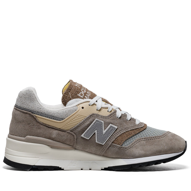New Balance 997 Made in USA Sneakers - Light Mushroom/Mirage Grey Colorway | Premium Running Shoes for Men & Women | Perfect for Gym Workouts, Jogging & Casual Wear