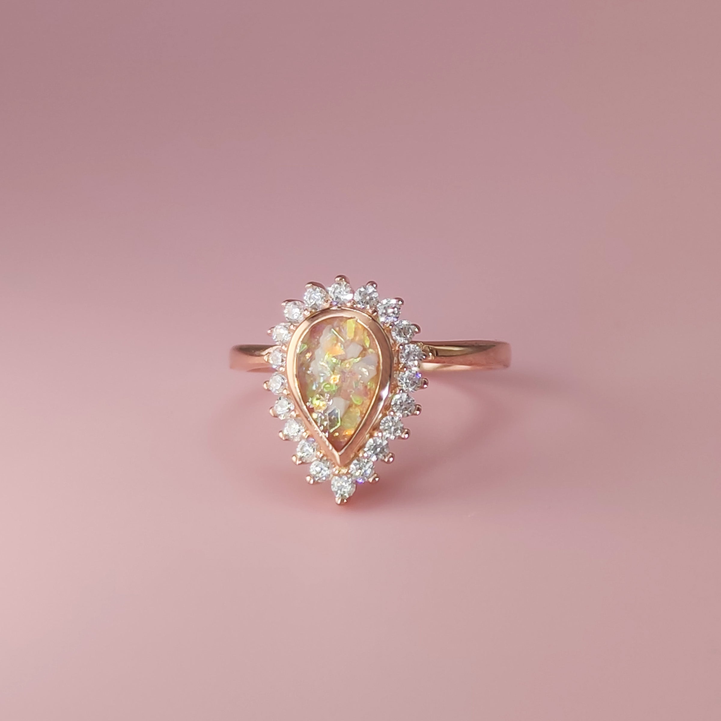 Memorial Ashes Ring - Handcrafted Cremation Jewelry for Loved Ones | Perfect for Remembrance Ceremonies & Everyday Wear
