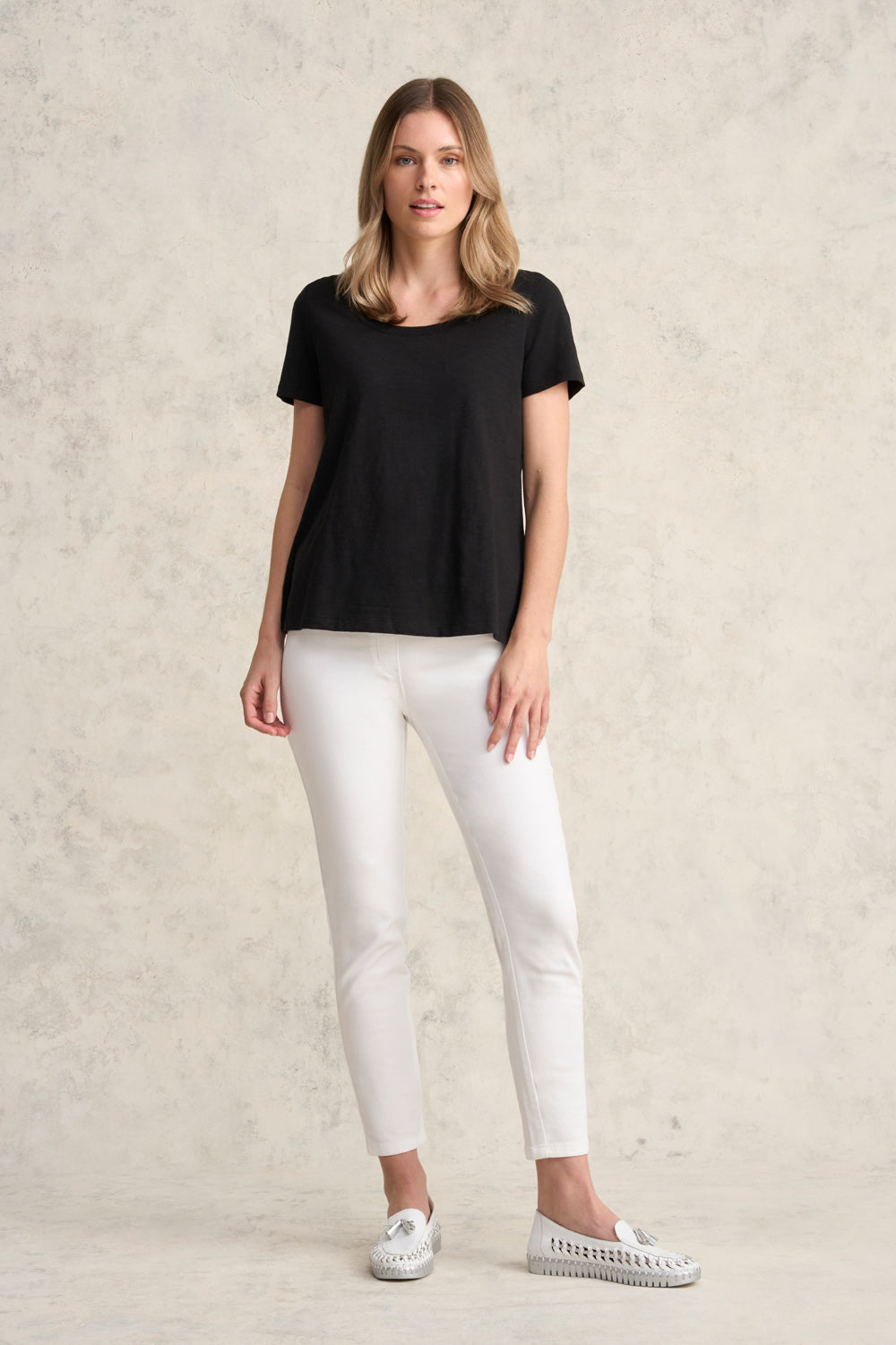 Organic Cotton Slub T-Shirt for Men & Women - Soft Breathable Black Tee for Casual Wear, Street Style & Everyday Outfits