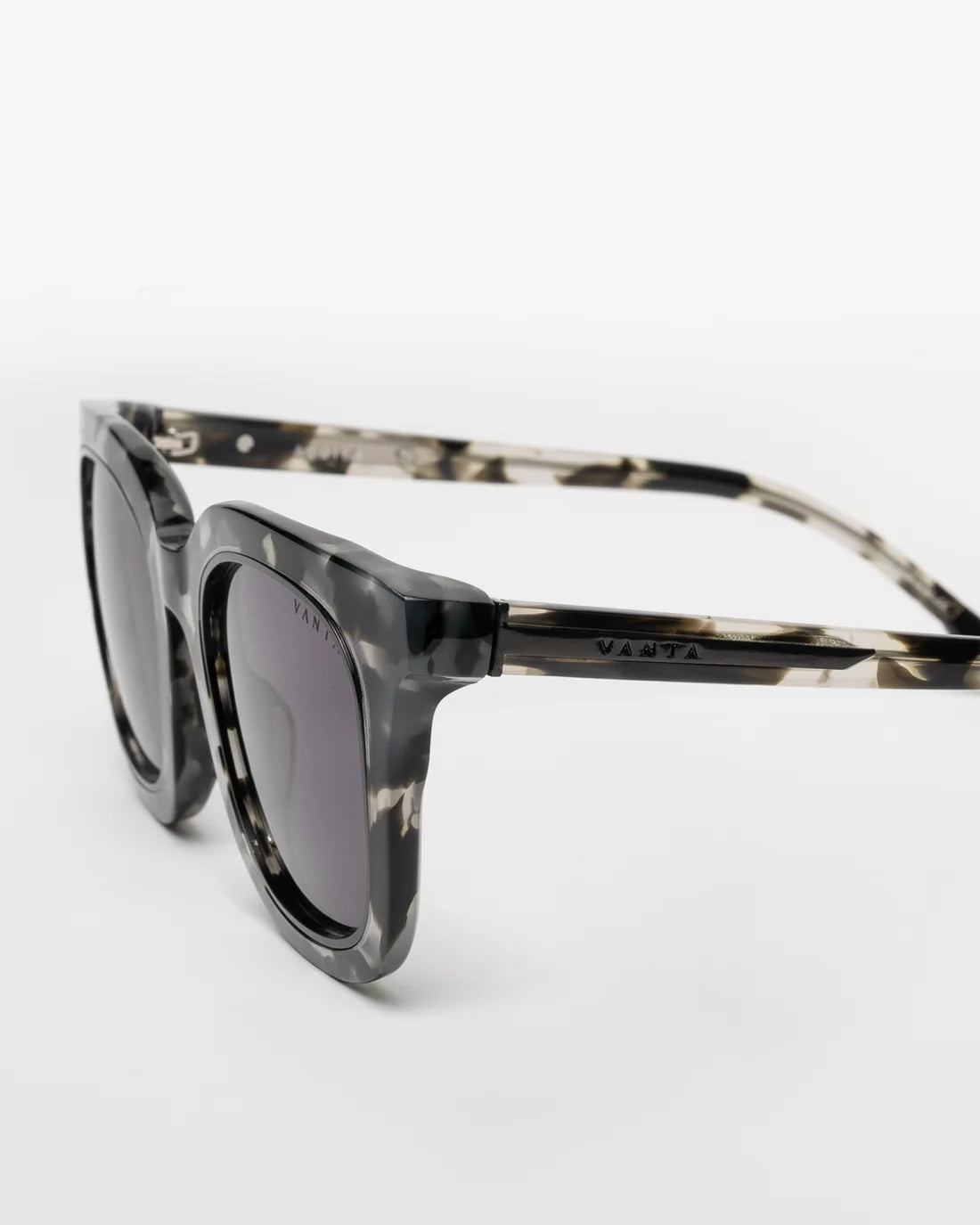 VANTA Aquila Polarized Sunglasses - Tortoise & Black Metal Frame - UV Protection for Men & Women - Perfect for Driving, Running, and Outdoor Activities
