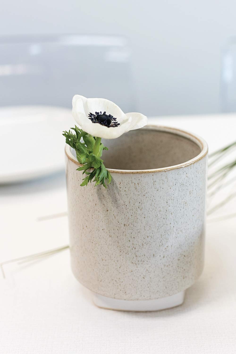 Elegant White Ceramic Vase for Wedding & Home Decor