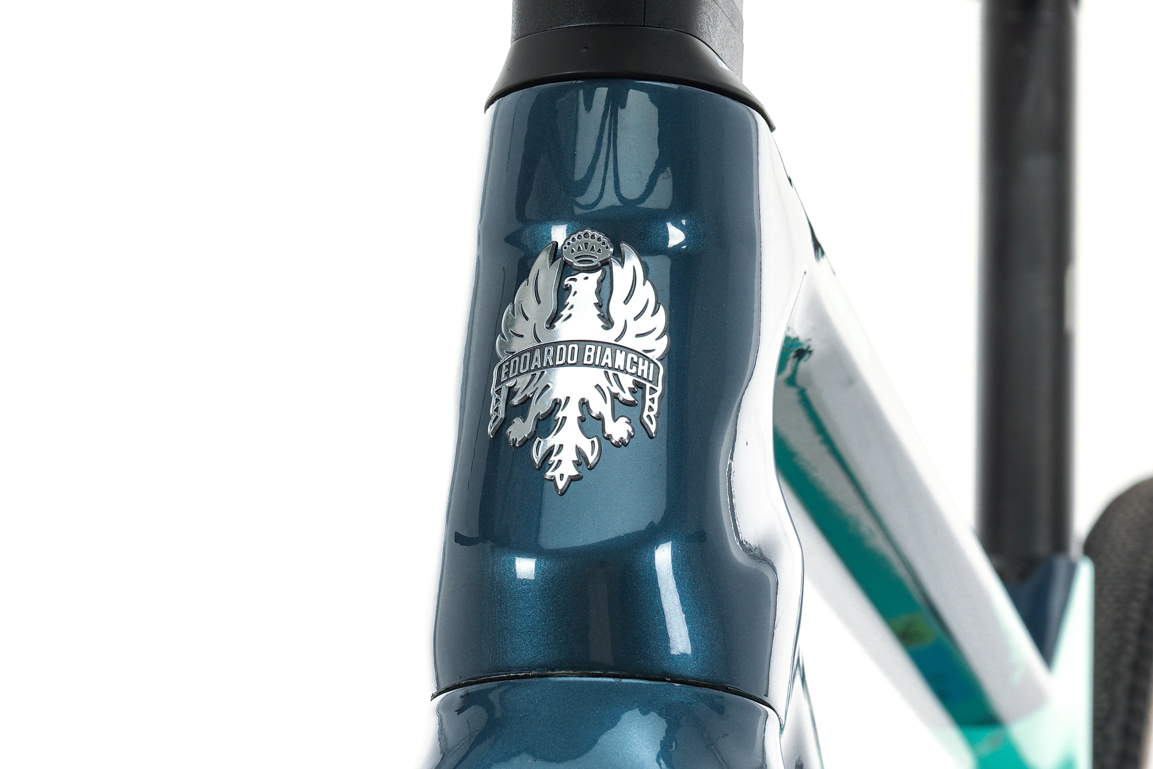 Bianchi Arcadex GRX 810 Gravel Bike 2023 - X Small Size | Lightweight Carbon Frame & Shimano GRX Groupset | Perfect for Adventure Riding, Commuting & Off-Road Trails