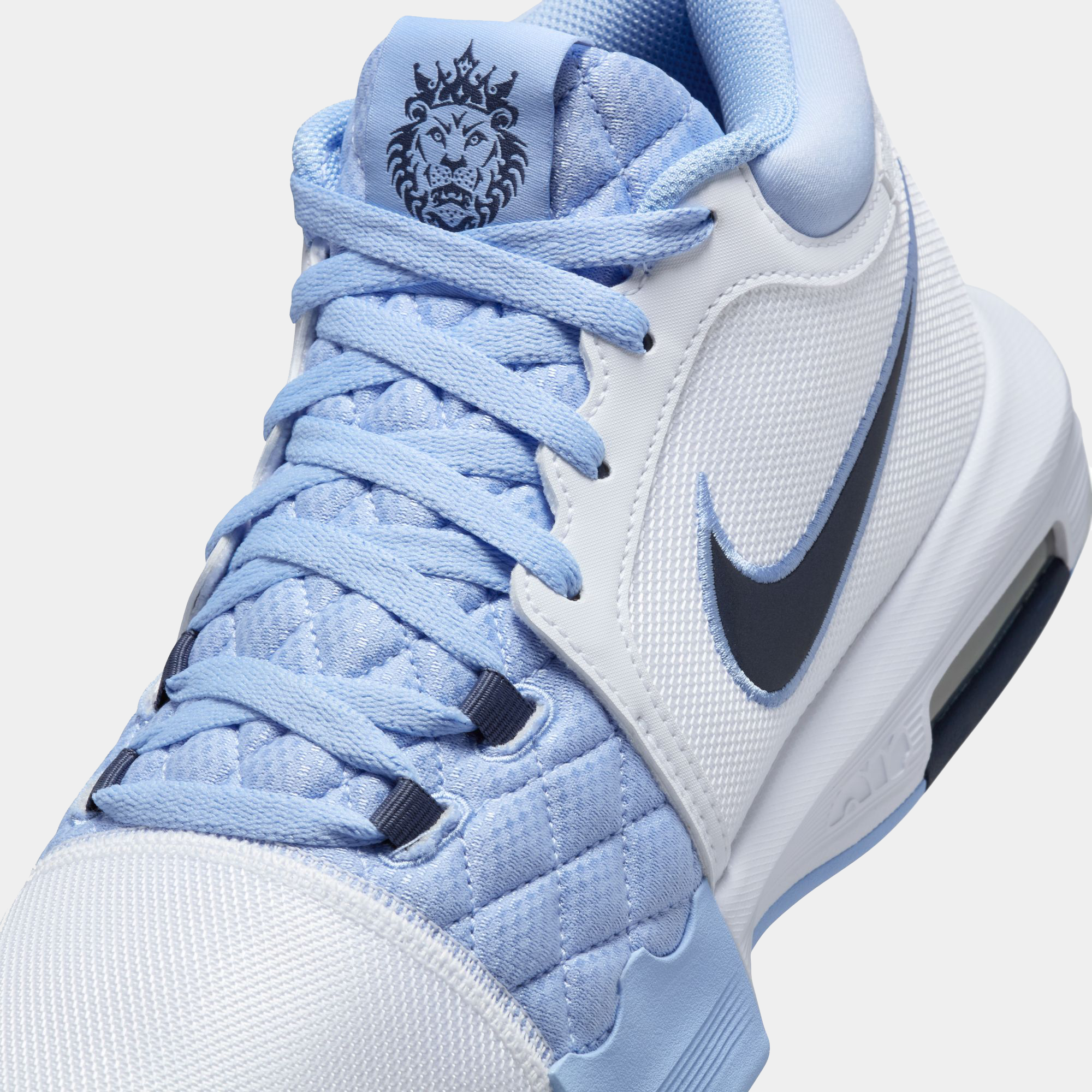 Nike LeBron Witness VIII Basketball Shoes for Men - High-Performance Hoops Sneakers for Court Play & Casual Wear
