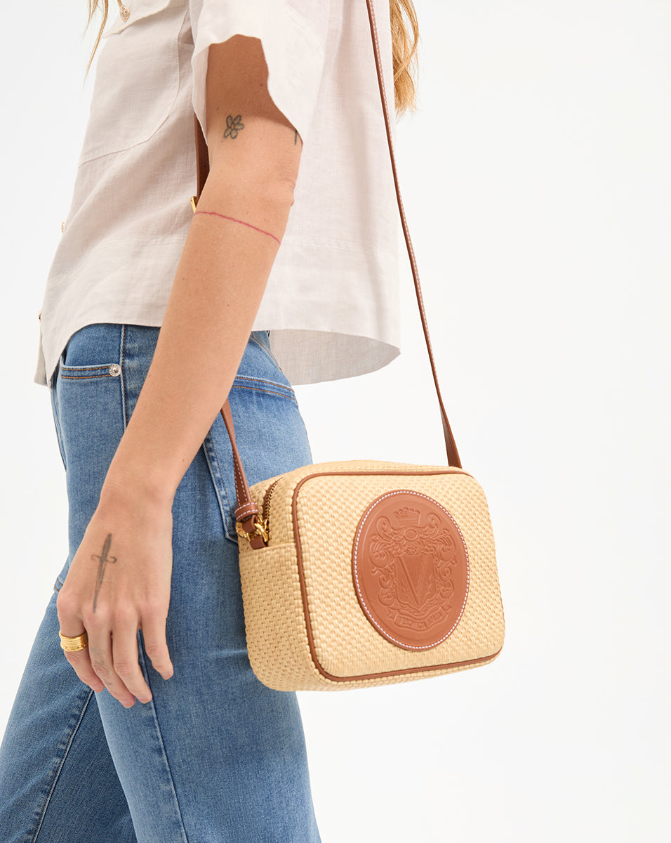 Raffia Click Crossbody Bag - Stylish Woven Straw Handbag for Women - Perfect for Beach, Summer Outings, and Casual Events