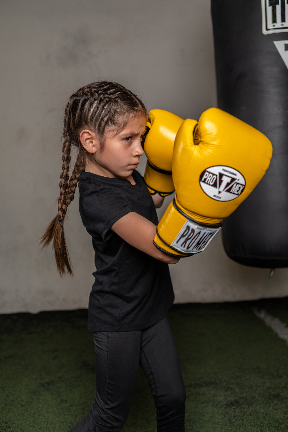 Pro Mex Professional Training Boxing Gloves 3.0 - Premium Leather Punching Mitts for MMA, Kickboxing & Fitness Training - Ideal for Gym, Home Workouts & Sparring Sessions
