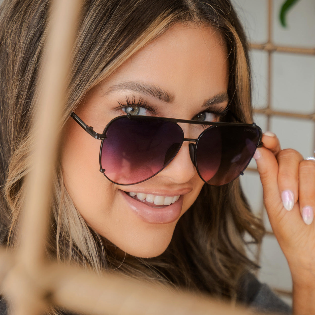 Tangle-Free Faded Purple & Pink Aviator Sunglasses for Women - Trendy UV Protection Shades for Driving, Beach & Outdoor Activities
