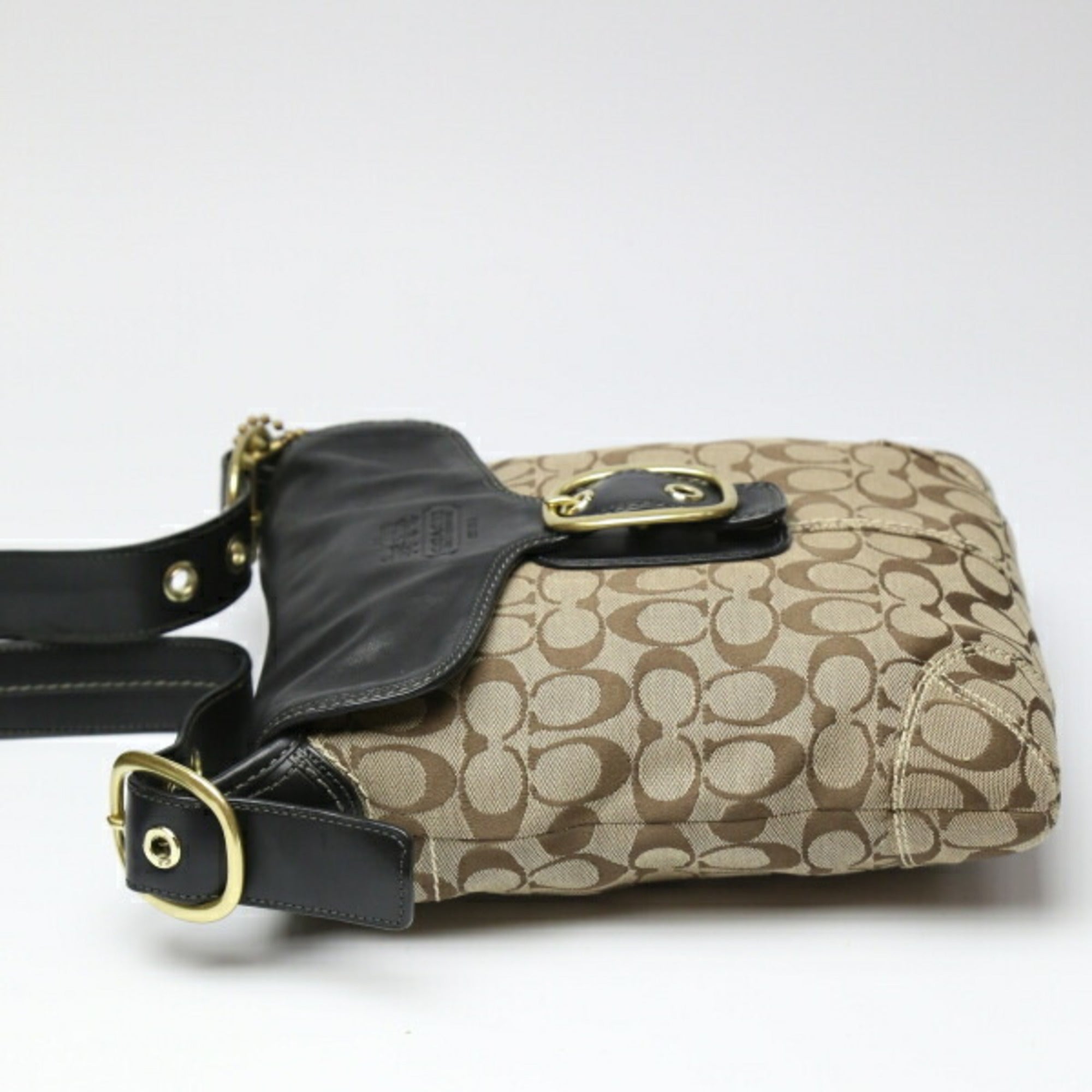 Coach Black Leather Handbag for Women - Stylish & Durable Designer Purse for Work, Travel & Everyday Use