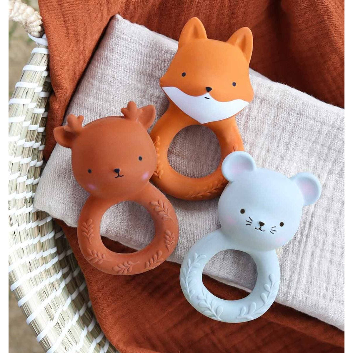 Organic Teething Ring for Babies - Soft & Safe Deer-Shaped Chew Toy | Perfect for Soothing Sore Gums, Teething Relief & Sensory Play | BPA-Free, FDA Approved Infant Teether for Newborns & Toddlers | Ideal for Home, Daycare & On-the-Go Use