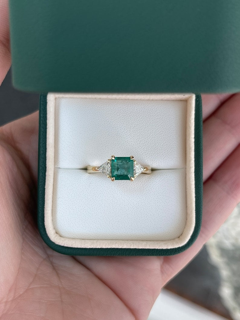 2.0tcw 14K Gold Lush Green Asscher Cut Emerald & Trillion Diamond Accent Three Stone Engagement Ring for Women - Perfect for Proposals, Anniversaries, and Bridal Jewelry