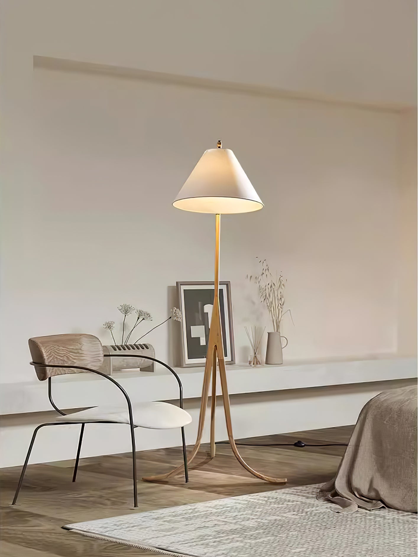 Arcwood Modern Floor Lamp with Adjustable Brightness - Perfect for Living Room, Bedroom, and Office Lighting
