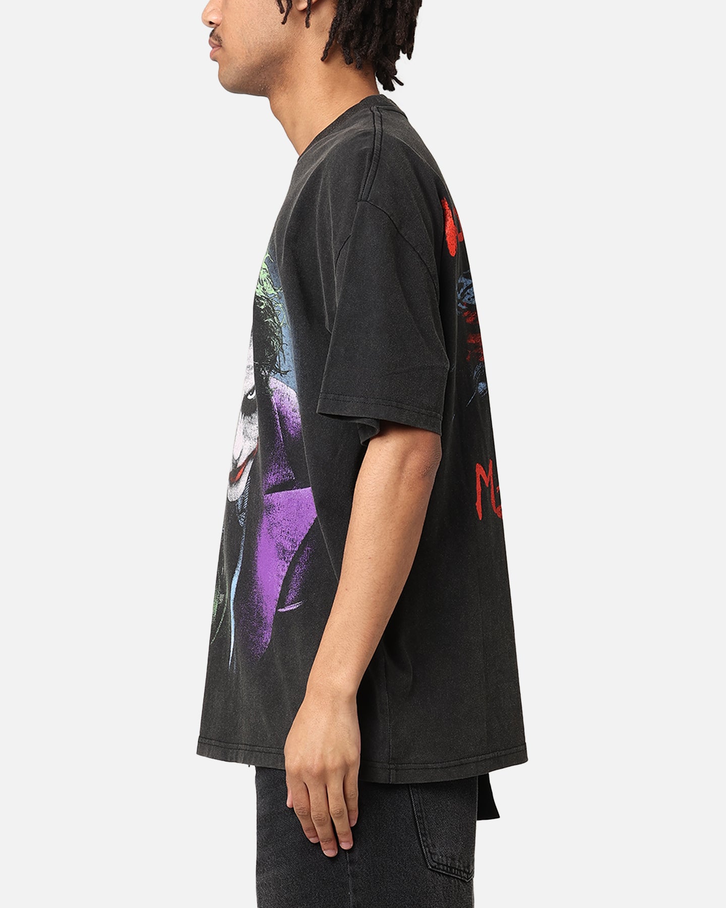 Vintage DC Batman vs Joker Graphic T-Shirt - Heavy Cotton Tee for Men - Cool Superhero Comic Book Apparel - Perfect for Cosplay, Halloween & Casual Wear