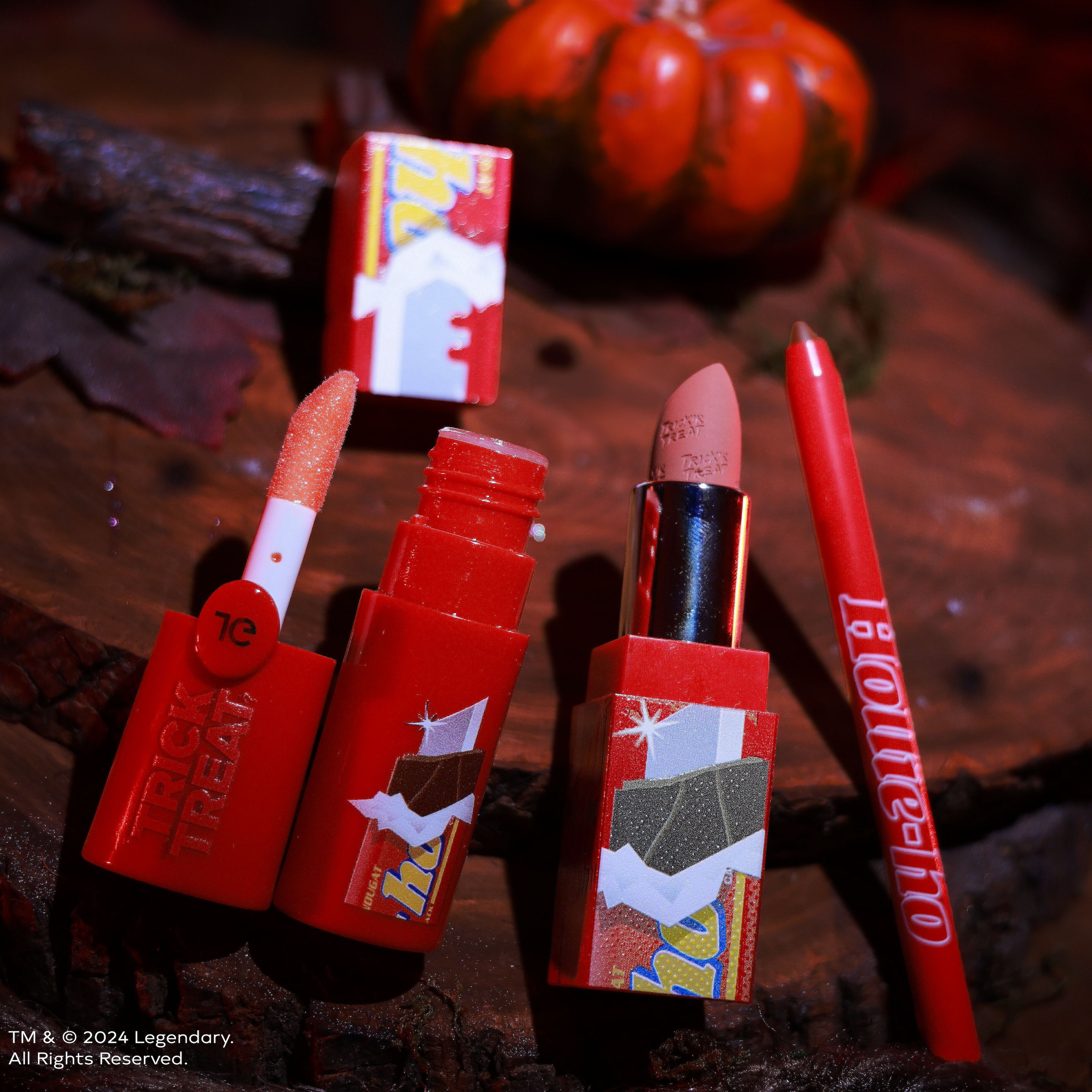 Glamlite Hollie Ho Lip Kit - Trick 'r Treat Edition | Halloween Makeup Set with Lipstick & Gloss | Perfect for Costume Parties & Spooky Looks