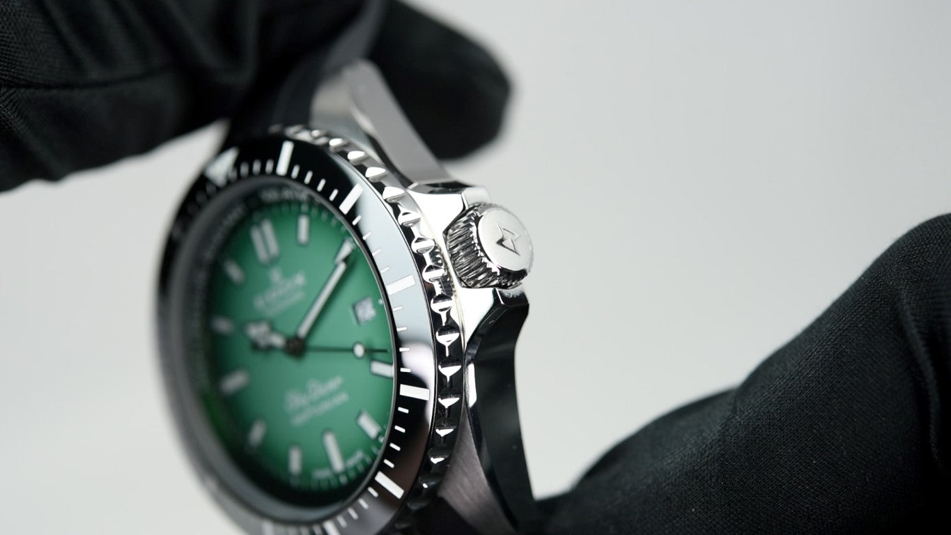 Edox Skydiver Neptunian Automatic Men's Watch 80120 3NCA VDN - Pre-Owned Luxury Diver Watch for Professional Scuba Diving & Everyday Wear