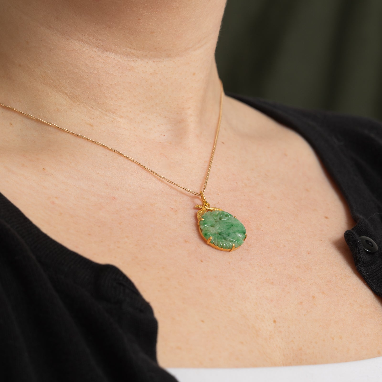12.00ct Natural Jadeite Circle Pendant - Handcrafted Green Jade Necklace for Women - Perfect for Gifts, Meditation & Spiritual Jewelry