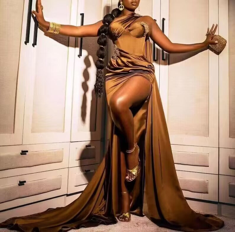 Elegant Brown Satin Mermaid Long Prom Dress for Women - Formal Evening Gown for Homecoming, Quinceañera & Black Tie Events - Style J2931
