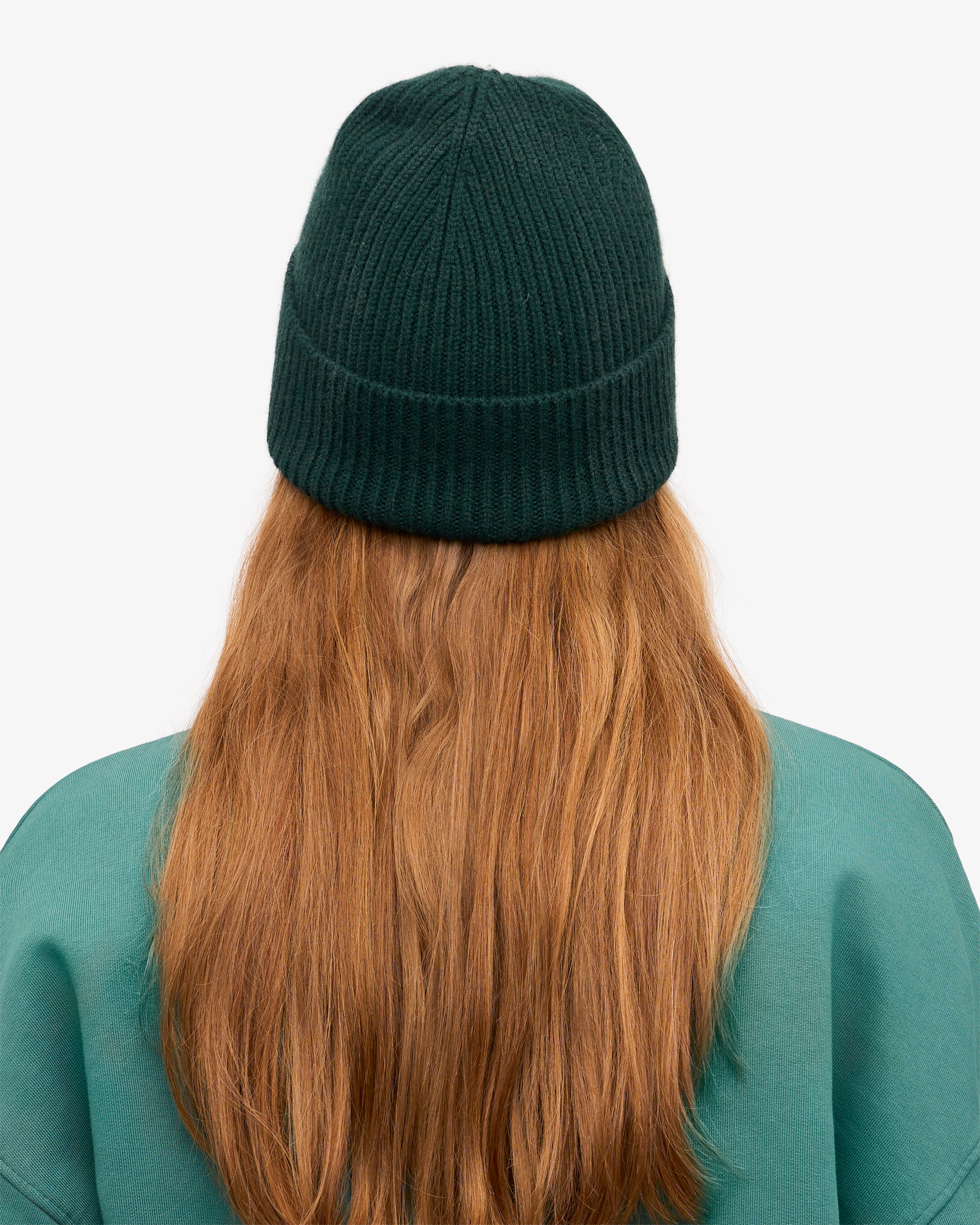 Premium Merino Wool Beanie for Men & Women - Soft & Warm Winter Hat in Emerald Green - Perfect for Skiing, Hiking & Outdoor Activities