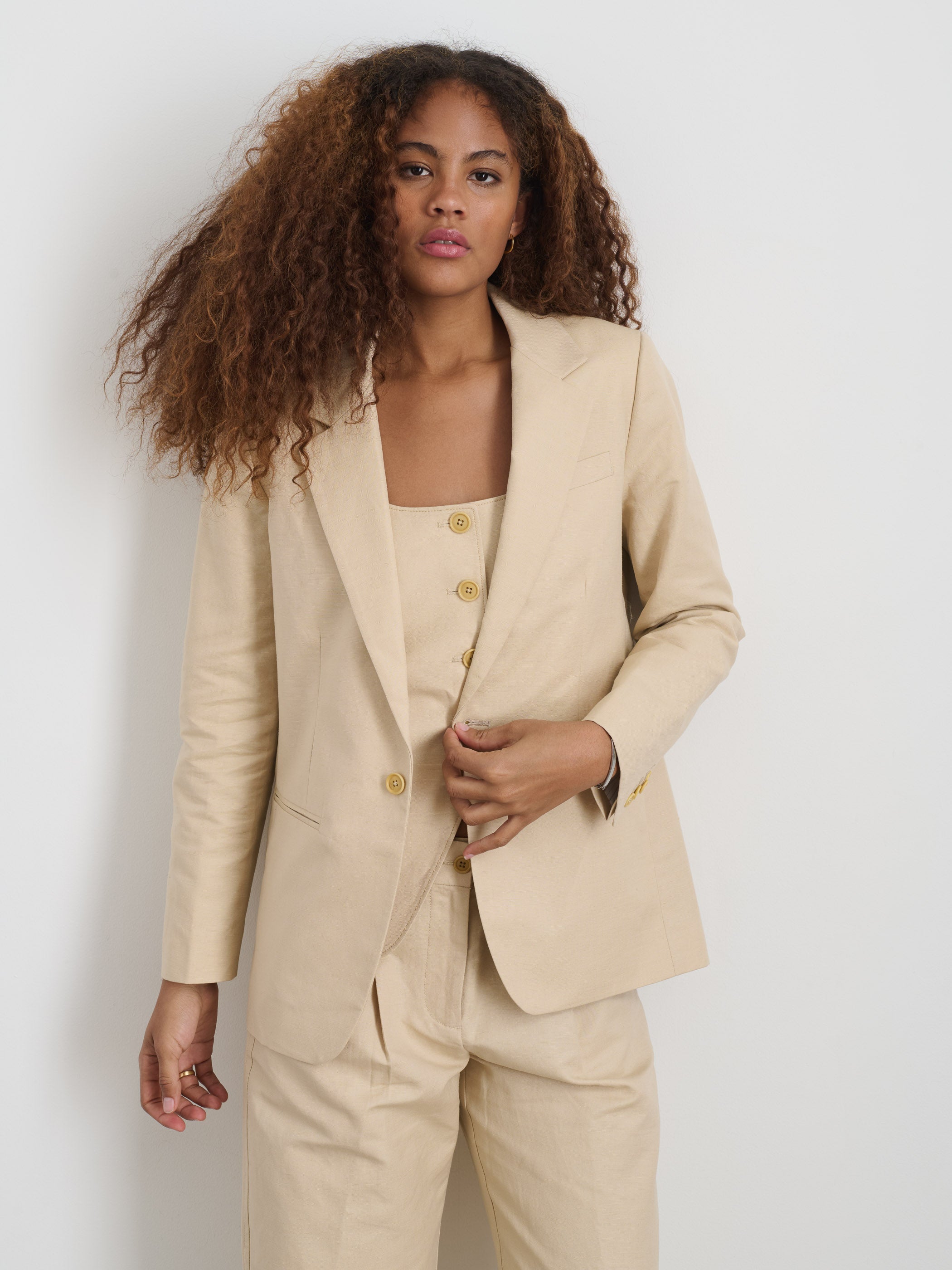 Stylish Soho Blazer in Premium Cotton Linen Fabric - Perfect for Office Wear, Business Meetings & Smart Casual Outfits
