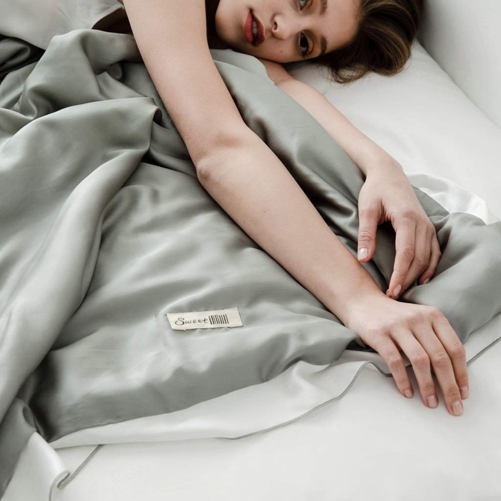 Tencel Cooling Blanket - Ultra Thin Lightweight Breathable Summer Quilt | Washable Ice Silk Bedding for Hot Sleepers | Twin Size 200x230cm Green | Perfect for Air Conditioning & Warm Weather Comfort