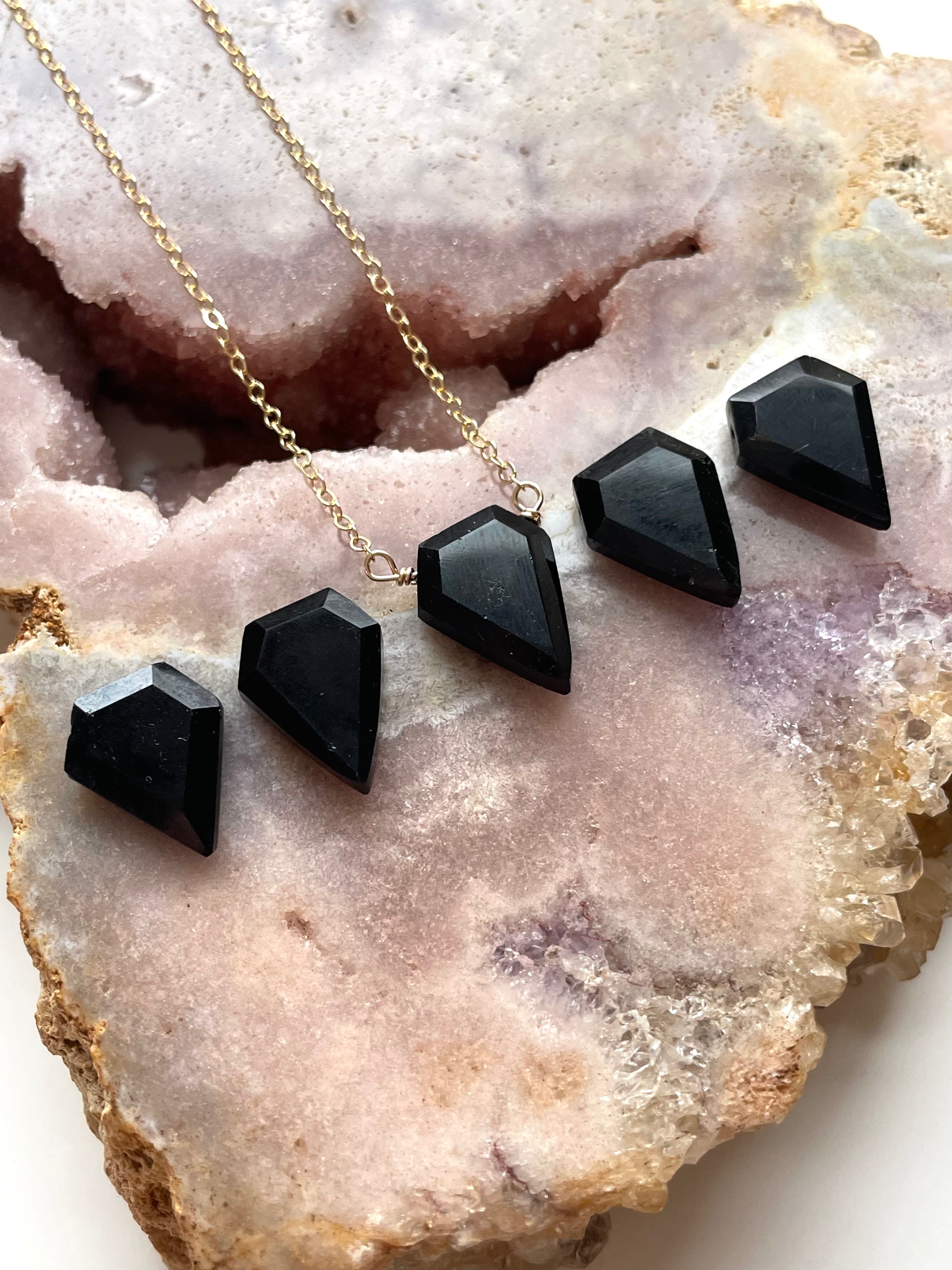 Black Tourmaline Pendant Necklace for Empath Protection - Healing Crystal Jewelry for Energy Cleansing & Stress Relief - Perfect for Meditation, Yoga & Spiritual Practices