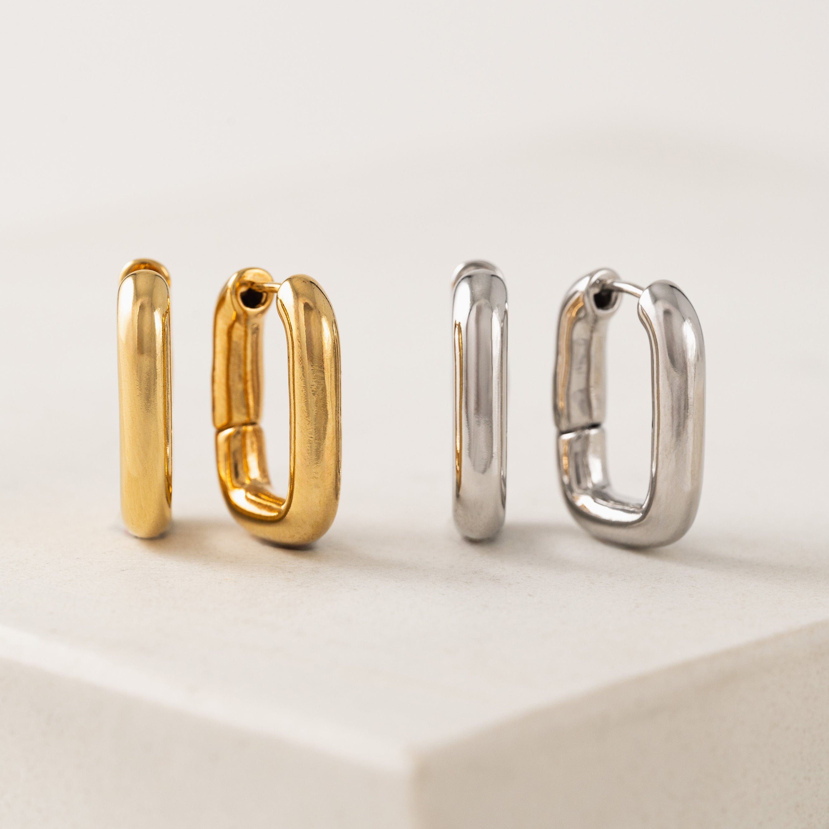 Stylish Midi Paperclip Puff Hoop Earrings for Women - Trendy Gold/Silver Fashion Jewelry - Perfect for Parties, Dating & Everyday Wear