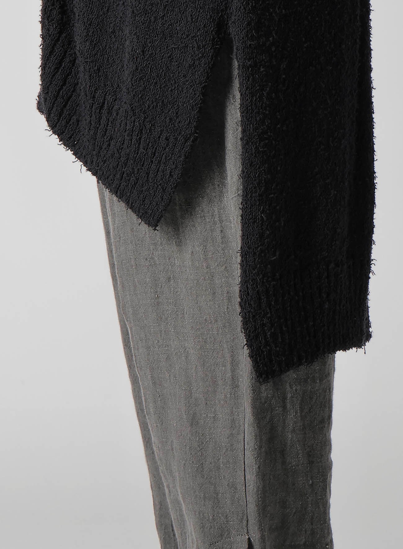 Stylish 5G Random Damage Processed Cardigan for Women & Men - Trendy Distressed Knit Sweater for Casual Outfits & Layering | Perfect for Fall, Winter & Everyday Wear