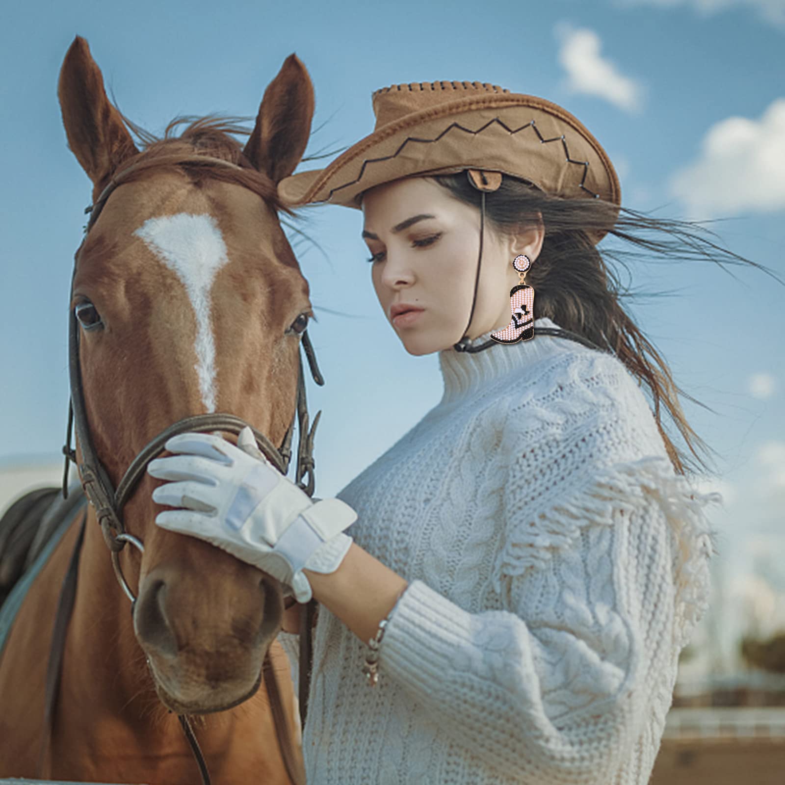 Western Cowgirl Boot Earrings for Women - Boho Beaded Dangle Drop Earrings, Y2K Fashion Jewelry, Perfect for Parties & Gifts | Country Style Accessories for Concerts, Festivals & Cowgirl Outfits