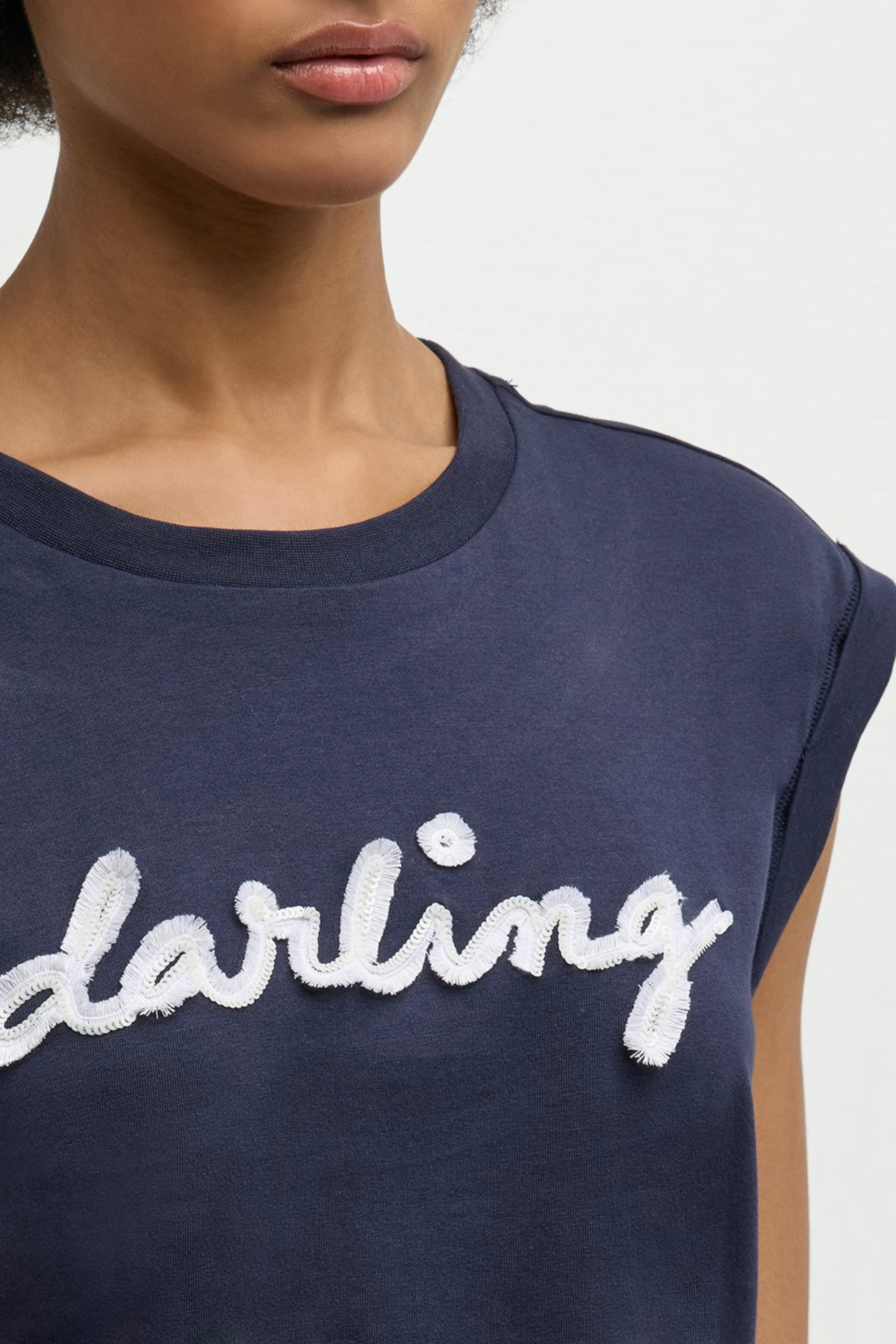 Cinq à Sept Bella Darling Tee - Women's Casual Short Sleeve T-Shirt for Everyday Wear, Date Night & Weekend Outfits
