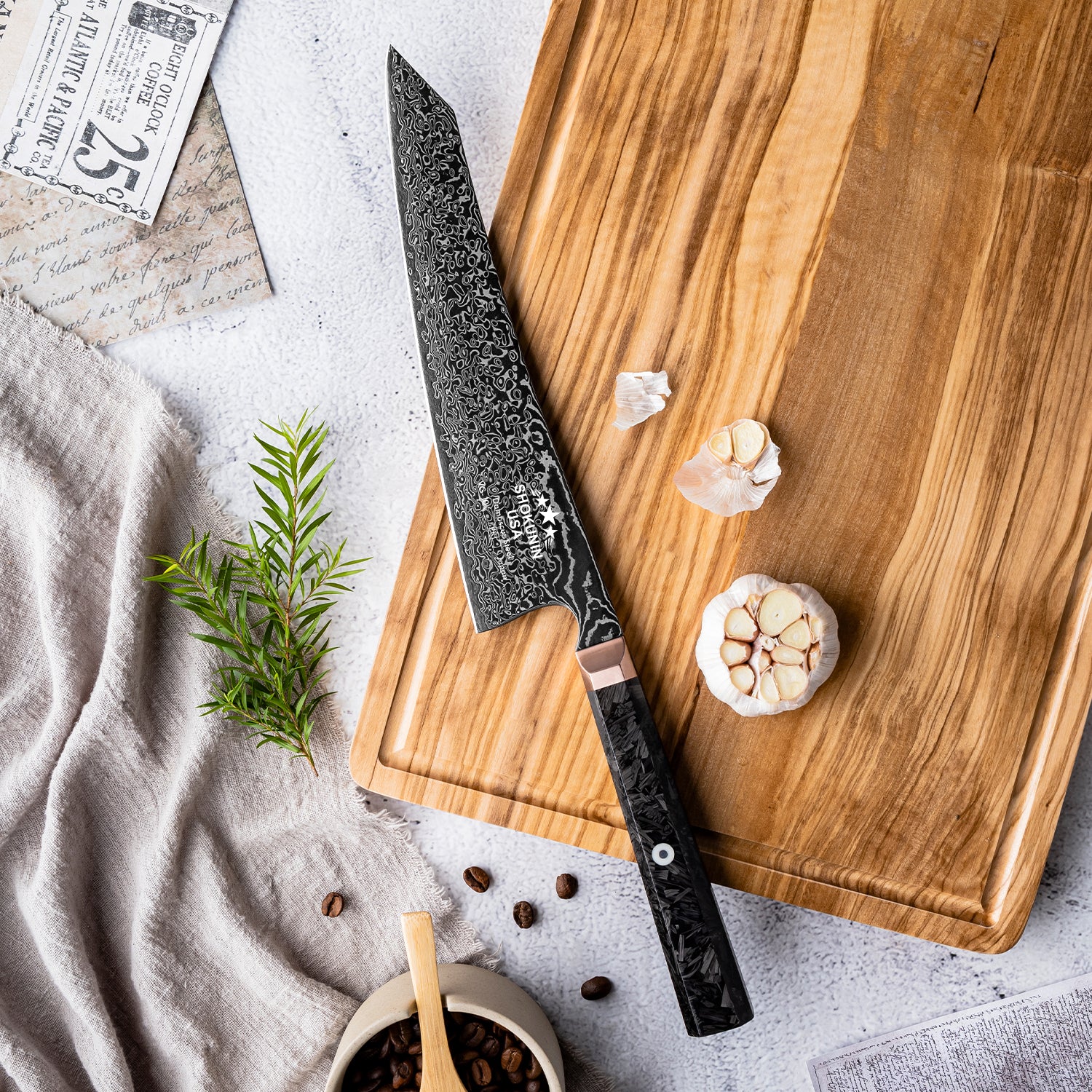 Premium Japanese Damascus Steel Chef Knife with Carbon Fiber Handle - Professional Kitchen Tool for Sushi, Meat Cutting & Culinary Arts