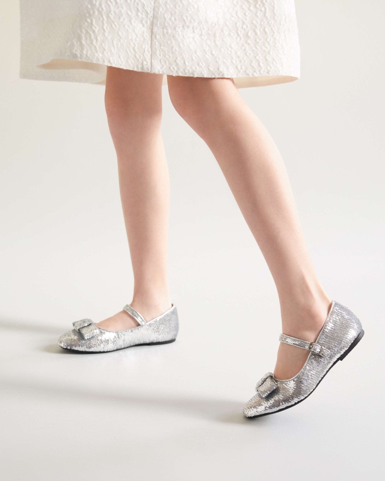 Ellen Sequins Silver Dress - Elegant Sparkly Party Gown for Women | Perfect for Evening Events, Prom, Cocktail Parties & Special Occasions