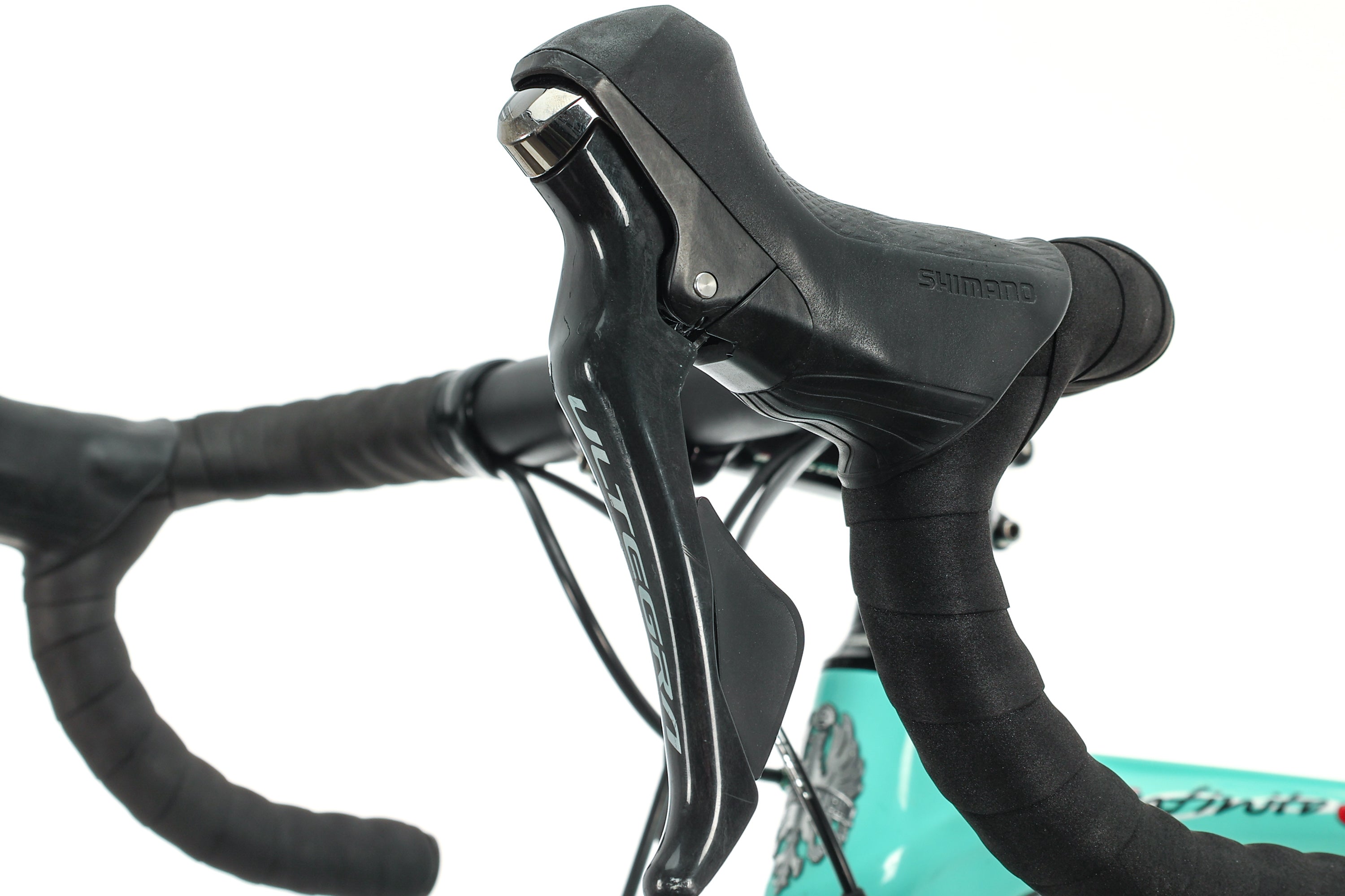 Bianchi Infinito CV Ultegra Road Bike 2018 - 59cm Carbon Frame, Shimano Ultegra Groupset - Perfect for Endurance Cycling & Long-Distance Rides