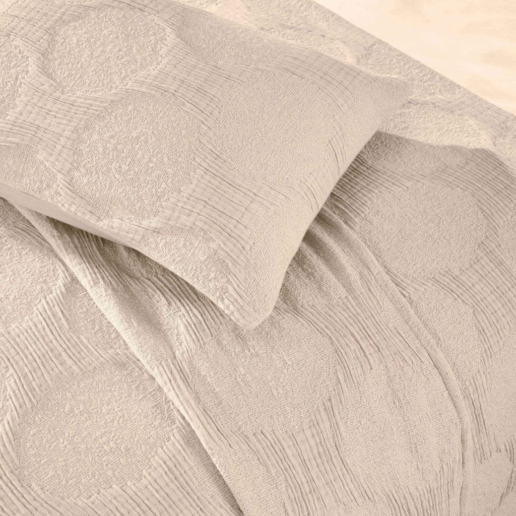 Tanta Cotton Medium Weight Crinkle Woven Coverlet - Soft & Breathable Bedspread for All Seasons | Perfect for Bedroom Decor, Guest Rooms & Cozy Home Styling
