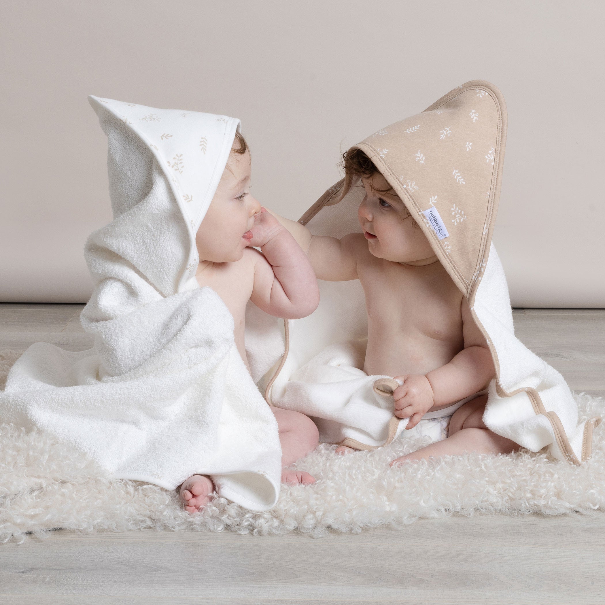 Organic Cotton Hooded Towels 2-Pack - Soft & Absorbent for Babies & Kids - Perfect for Bath Time, Beach, and Pool - Chestnut Brown