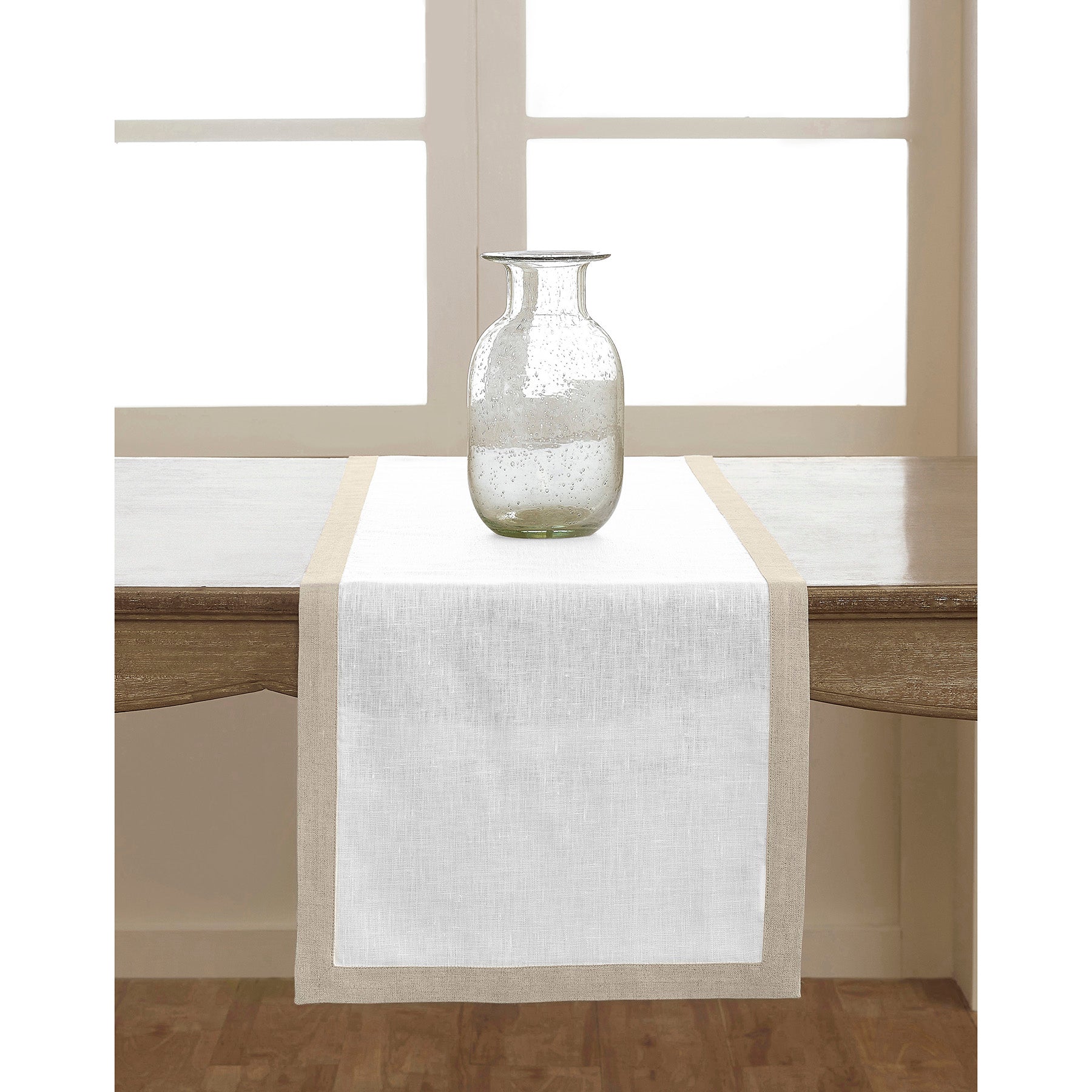 Elegant Classic Table Runner for Dining Room Decor - Perfect for Weddings, Holidays & Home Decor