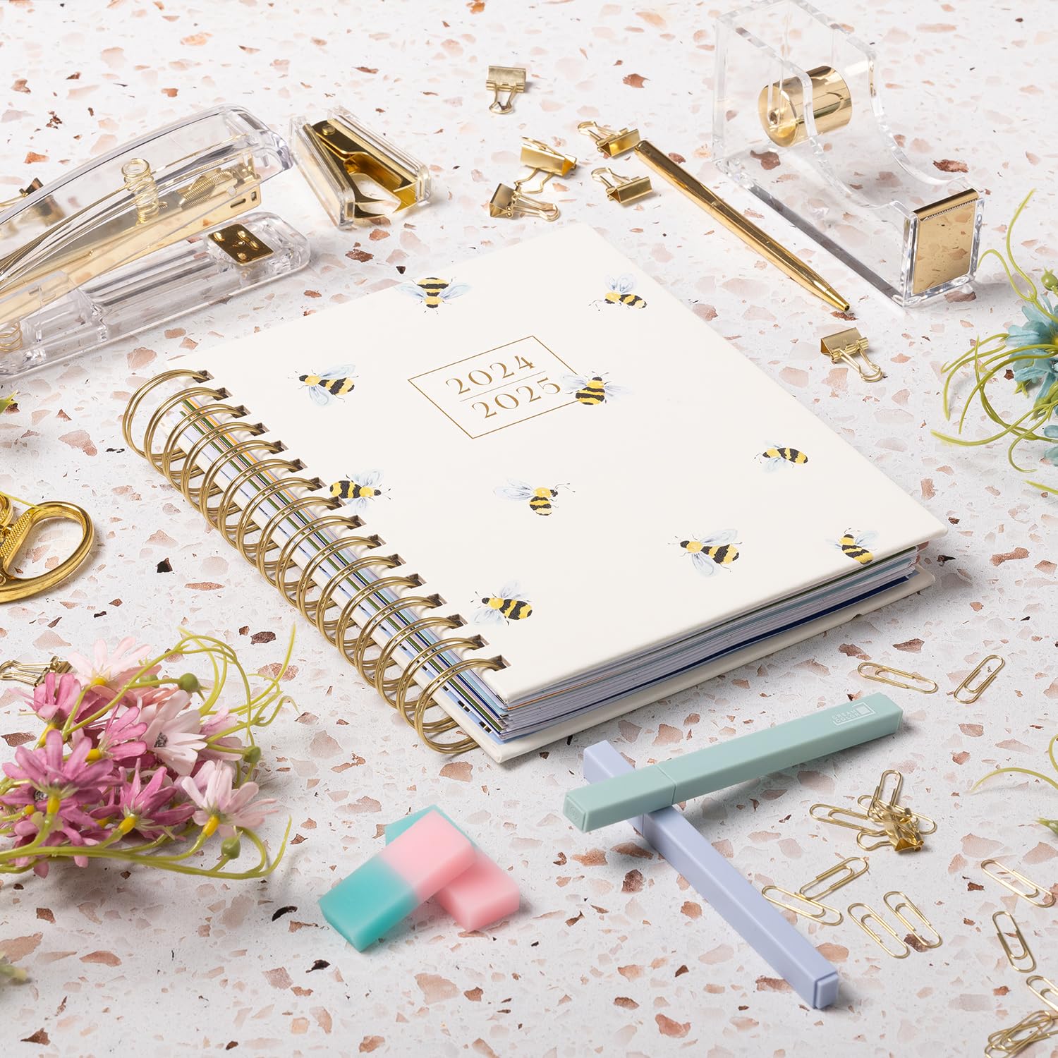 Eccolo Spiral Agenda Planner 2024-2025 - 18 Month Weekly & Monthly Planner with Stickers, Color Graphics & Inspirational Quotes | Bumble Bee Design | 7.75