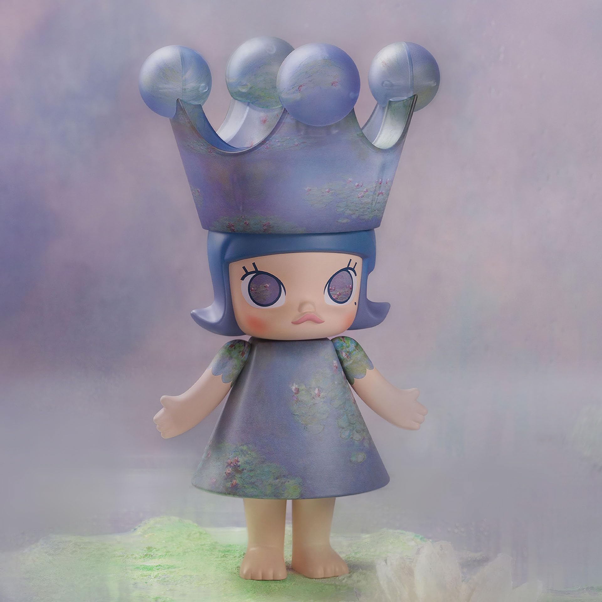 POP MART MEGA Royal Molly 400% Monet-Les Nymphéas Collectible Art Figure - Limited Edition Vinyl Toy for Modern Home Decor & Office Display - Perfect for Collectors, Gift Giving & Interior Design Accent