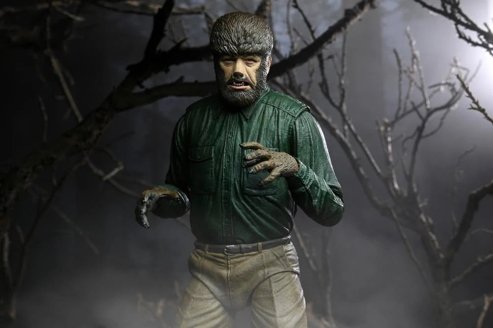Universal Monsters Ultimate The Wolf Man Action Figure - Classic Horror Collectible for Fans, Halloween Decor, Movie Night Props