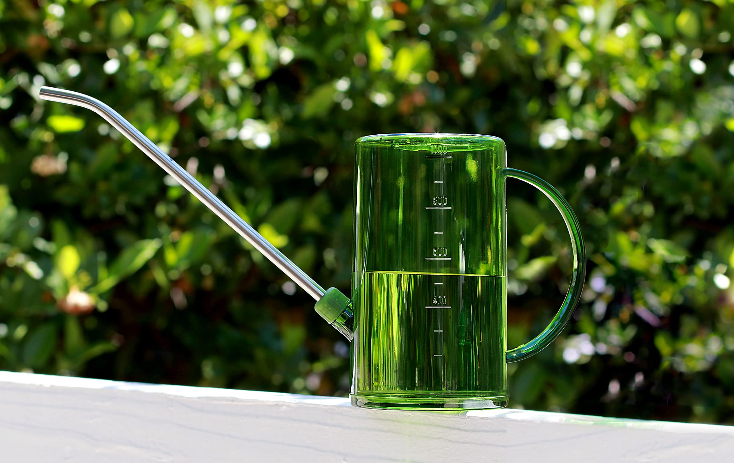 Long Spout Plastic Watering Can for Indoor Plants with Clear Measurable Scale & Detachable Spout – Perfect for Small Hanging Plants, Houseplants, Succulents, Flowers & Outdoor Gardening – Ideal for Precise Watering in Greenhouses, Balconies & Home Gardens