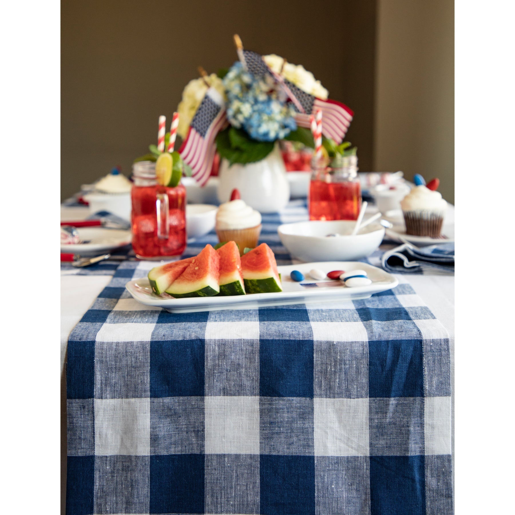 Buffalo Check Table Runner - Classic Red and Black Plaid Table Decor for Christmas, Thanksgiving & Farmhouse Dining - Perfect for Holiday Parties & Rustic Home Decor