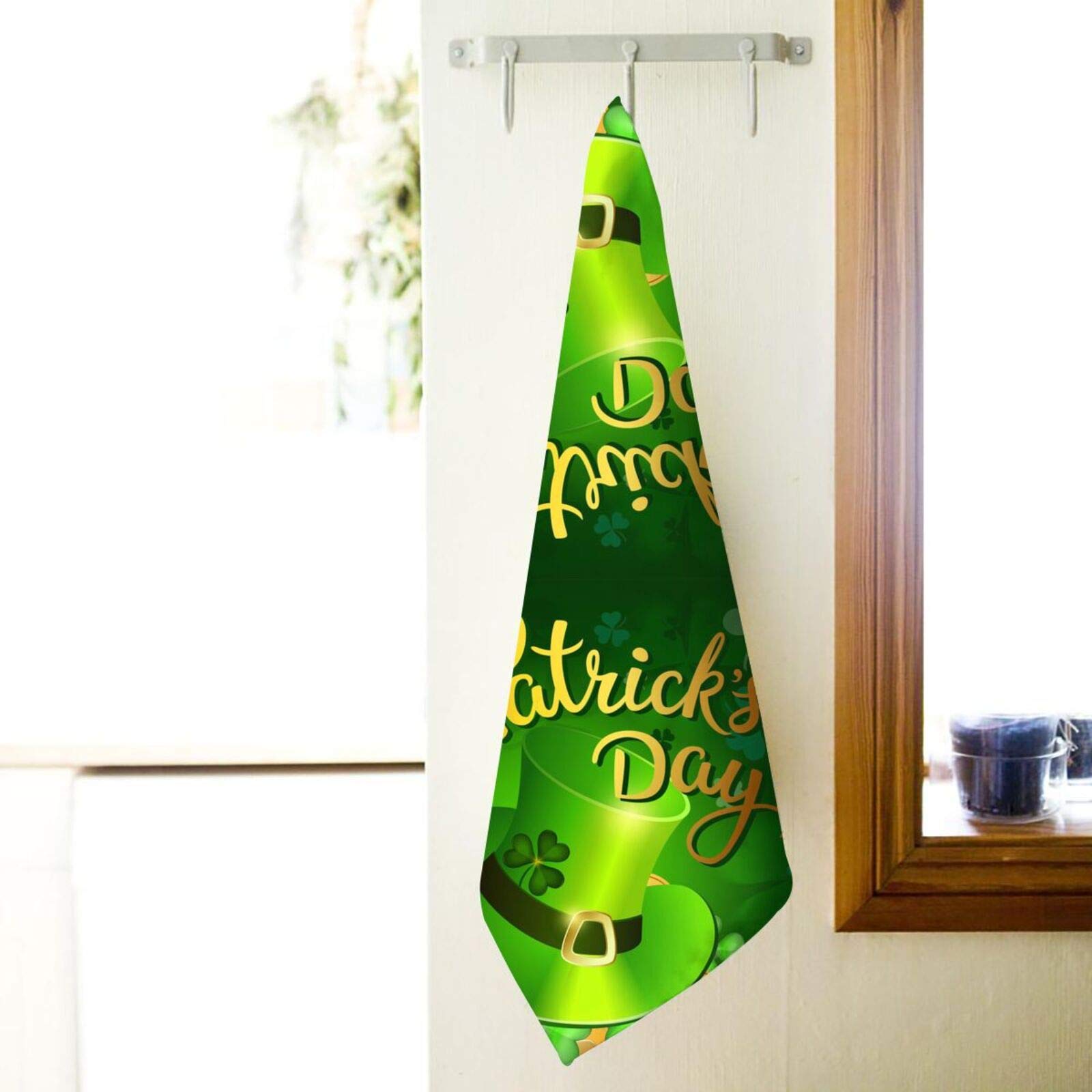 St. Patrick's Day Gold Hat Kitchen Dish Towel - Soft, Highly Absorbent Hand Towel (15x27 Inches) for Home, Bathroom, Hotel, Gym & Spa - Perfect for St. Patrick's Day Decor, Kitchen Cleaning & Guest Towels
