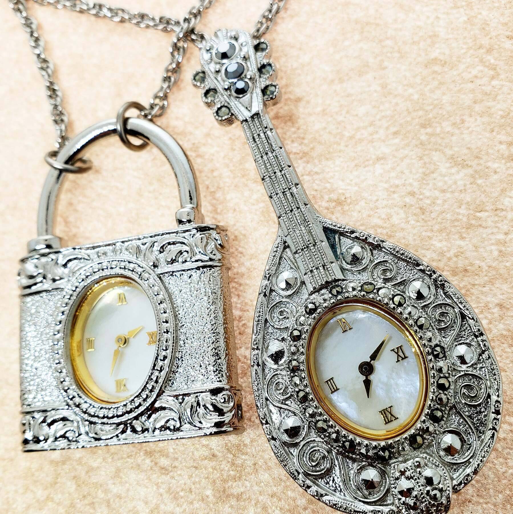 1928 Vintage Mother of Pearl Lock Watch Pendant Necklace - Antique Jewelry for Women, Elegant Pearl Locket Gift for Her - Perfect for Weddings, Anniversaries & Special Occasions