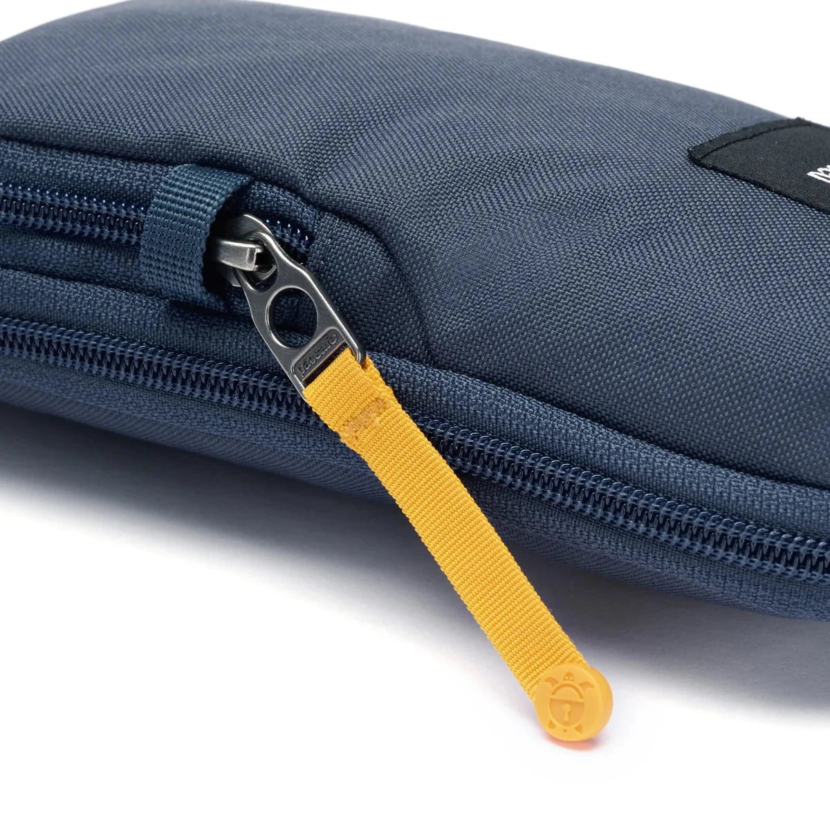 Pacsafe GO Anti-Theft Crossbody Bag - Secure Travel & Commuting Essentials for Women & Men - Perfect for Daily Use, Work, and Outdoor Adventures