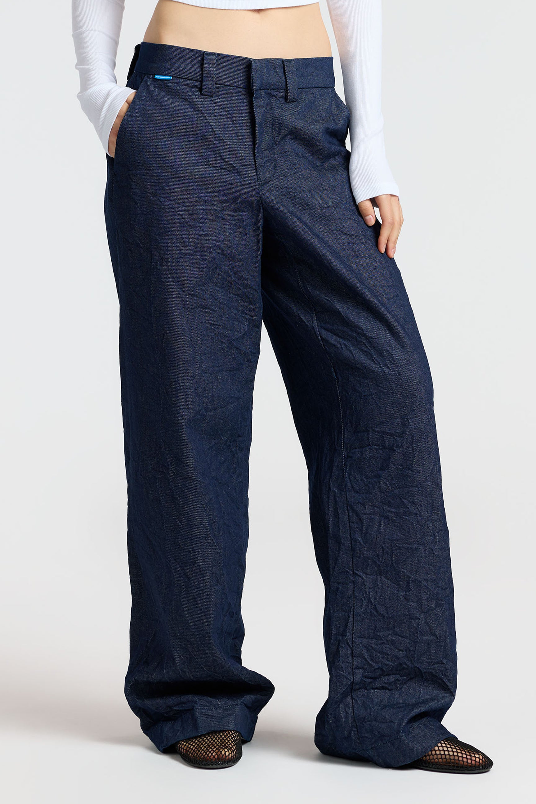 Manhattan Pant Dark Indigo Crinkle - Stylish Wrinkle-Resistant Dress Pants for Men | Perfect for Office Wear & Business Casual Outfits