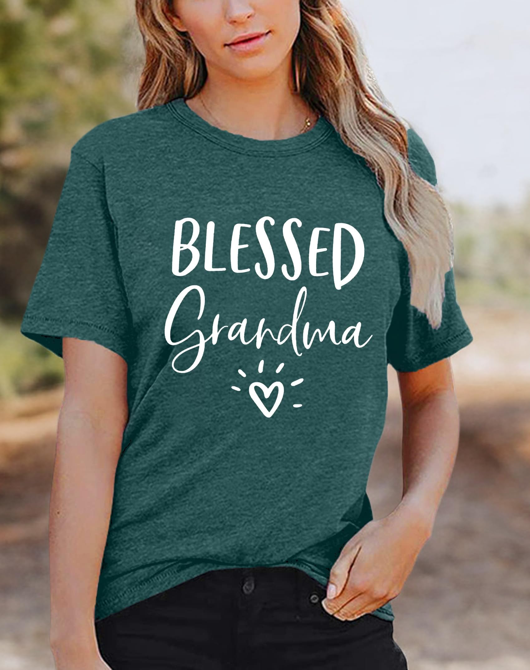 Blessed Grandma T-Shirt for Women - Heart Graphic Tee - Comfortable Cotton Top - Perfect Gift for Grandmothers (Green) - Ideal for Family Gatherings, Mother's Day & Birthday Celebrations