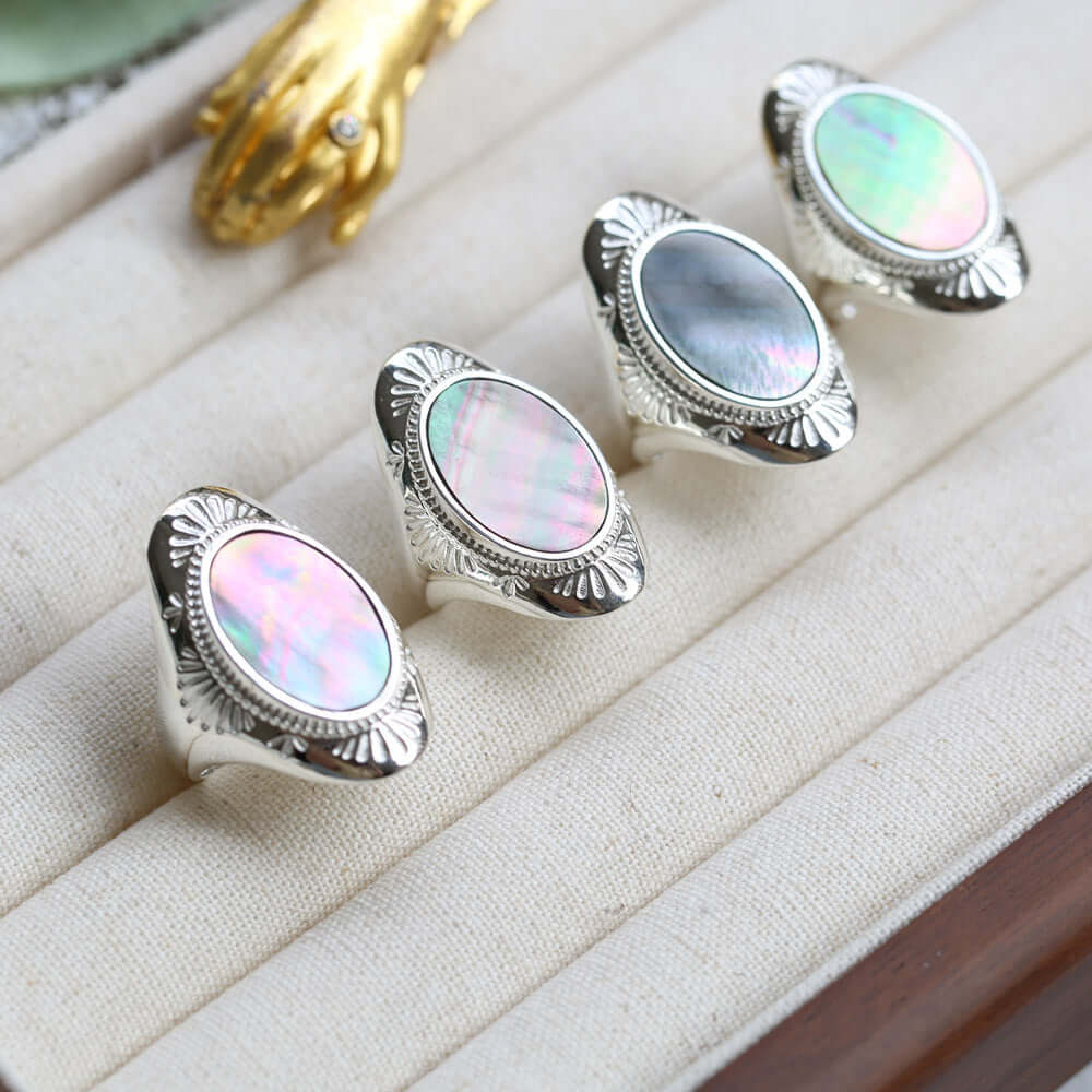 Vintage Retro Paua Abalone Shell Black Mother of Pearl Statement Ring | HJ289 | Perfect for Boho Fashion, Beach Weddings & Unique Gift Giving