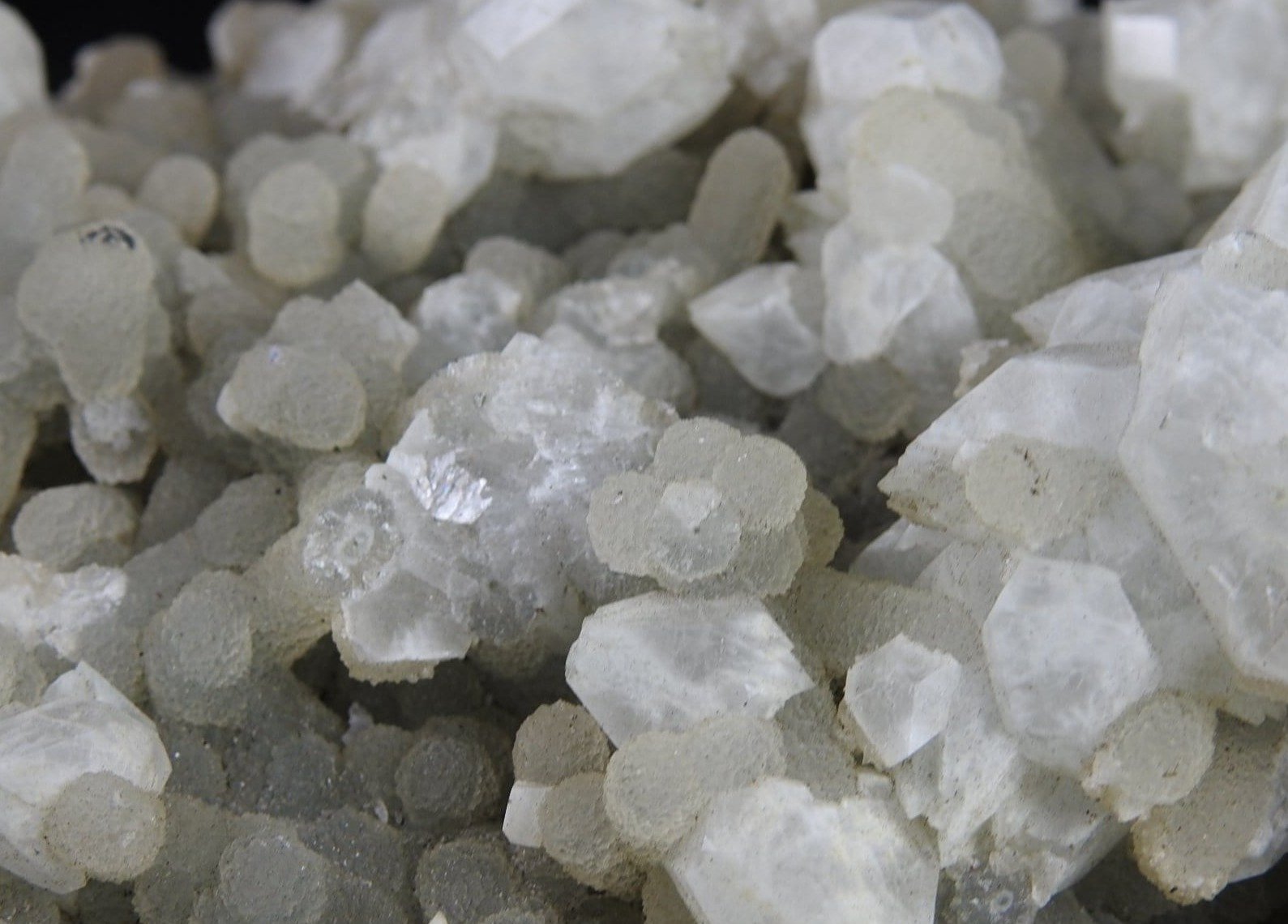 Natural Aurora Quartz (Anandalite) Crystal Specimen - Healing Stone for Meditation, Reiki & Energy Work - Perfect for Home Decor & Spiritual Practices