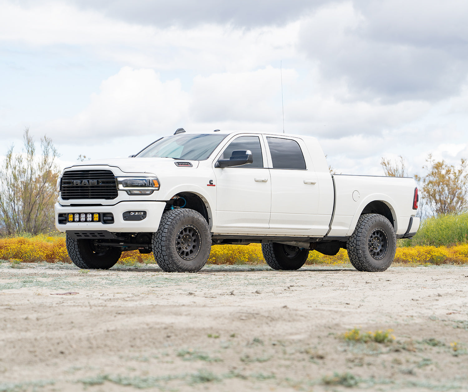 2019-2024 Ram 3500 Carli 2.5 Pintop Leveling System with 2.5