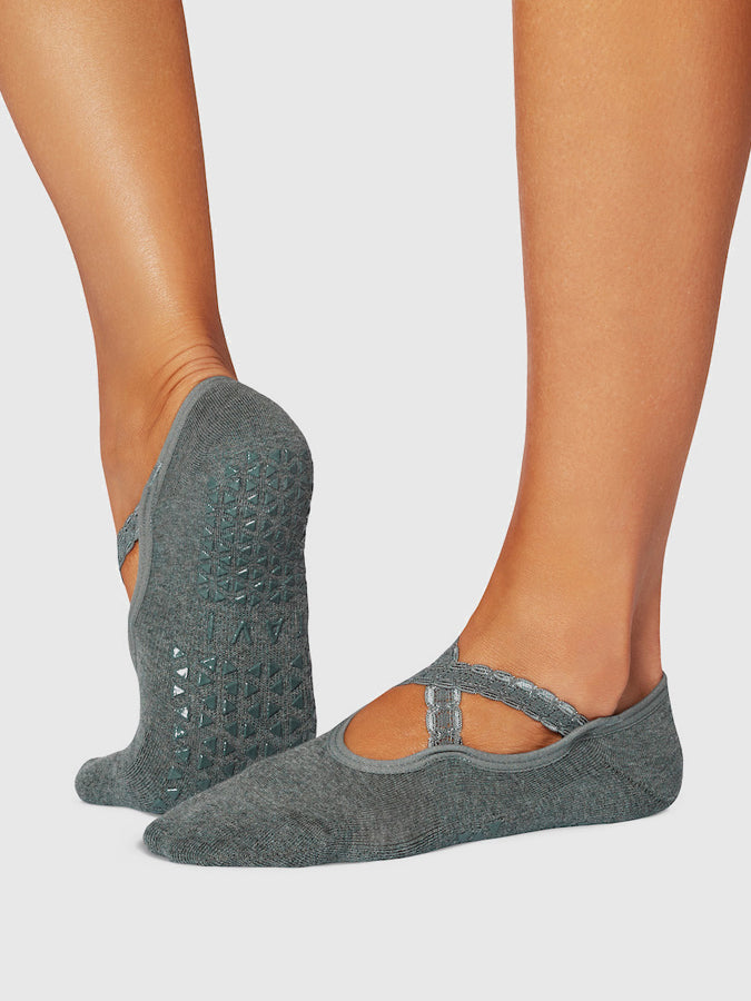 Tavi Chloe Non-Slip Grip Socks for Women - Yoga, Pilates & Barre Workout Socks with Traction - Perfect for Dance, Gym & Home Use