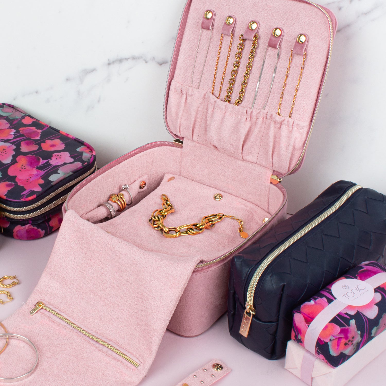 Luxury Velvet Jewelry Box with Large Storage Cube - Perfect for Organizing Rings, Necklaces & Earrings at Home or Travel