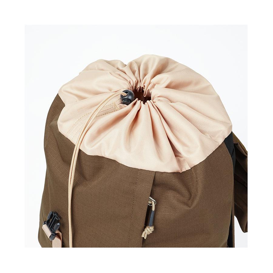 HELLOLULU Saro Utility Flap Backpack - Durable Travel & School Backpack for Women & Men - Stylish Mtan Khaki Color - Perfect for Hiking, Commuting & College Campus Use